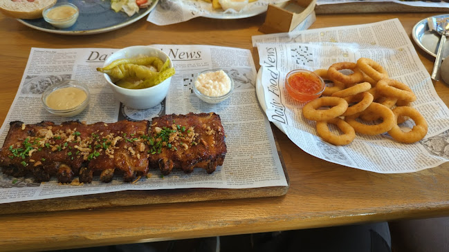 Opinii despre Brick Beer & Restaurant în Nové Mesto - Gastronómia a pohostinstvo