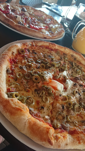 Comentarii opinii despre Tree club