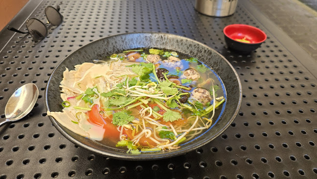 Opinii despre Bonsai restaurant Liptovský Mikuláš în Liptovský Mikuláš - Gastronómia a pohostinstvo