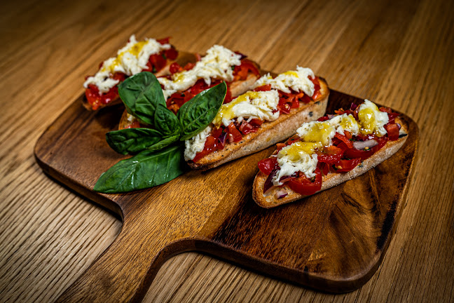 Hajcer burger & bowling