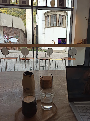 Mandľa - Bratislava