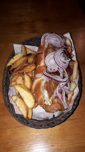 1, Komárnická 121, 821 03 Ružinov