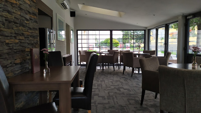 Opinii despre Central Café and restaurant în Turčianske Teplice - Gastronómia a pohostinstvo