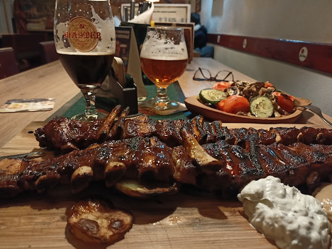 Comentarii opinii despre Bizón Urquell Pub