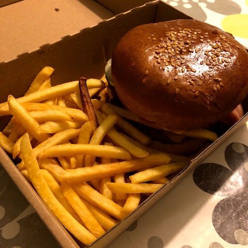 Tree club - Gastronómia a pohostinstvo