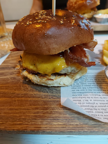 Tolstého 4, 902 01 Pezinok