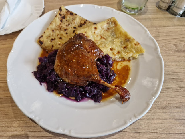 Nám.hrdinov 488, 95633 Chynorany, Valentína Beniaka, 956 33 Chynorany