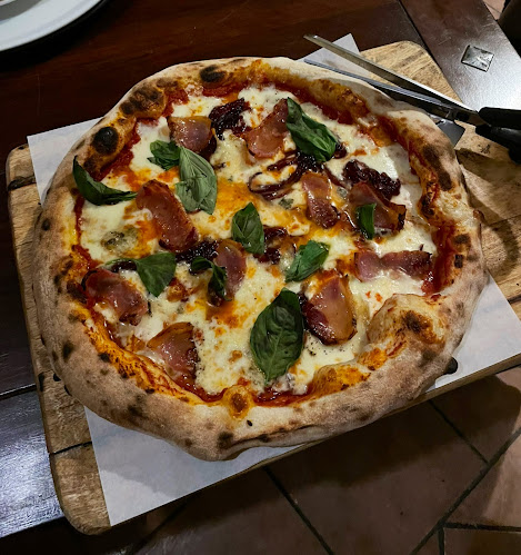 Opinii despre Pizzeria burger & grill bar Ranč Koník în Strečno - Gastronómia a pohostinstvo