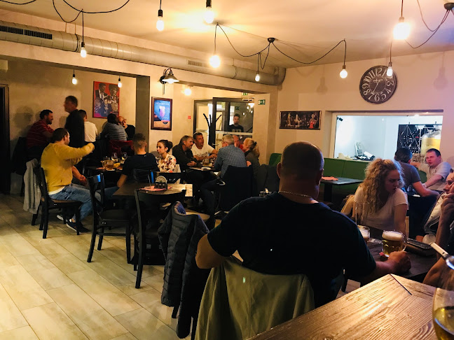 Posedenie Na rohu - Gastronómia a pohostinstvo