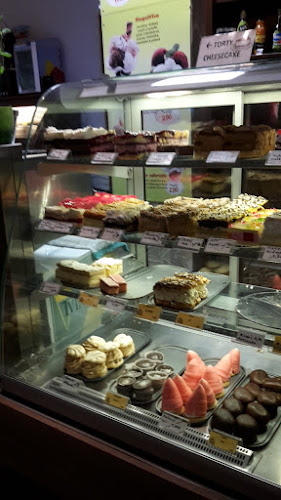 Opinii despre Cukráreň Pasáž în Štrbské Pleso - Gastronómia a pohostinstvo