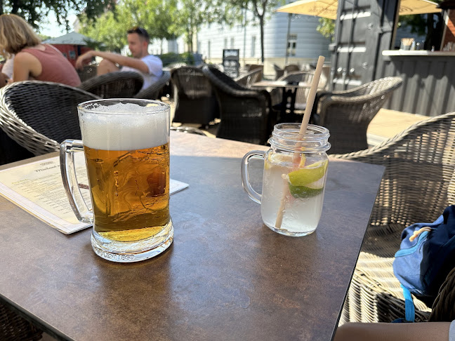 Pláž Staré Mesto - Gastronómia a pohostinstvo