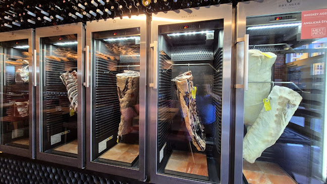 Meet Meat Restaurant & Bar - Gastronómia a pohostinstvo