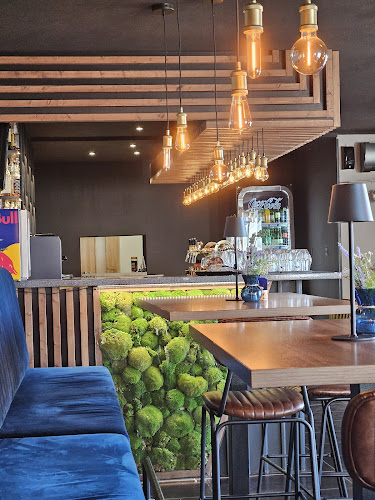 Pilot Bar - Gastronómia a pohostinstvo