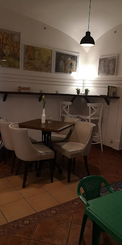 Comentarii opinii despre F6 CAFE