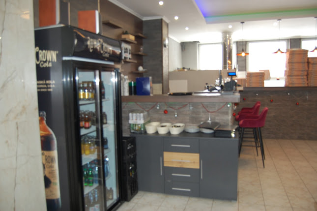 Pizza Houśe Express Vráble