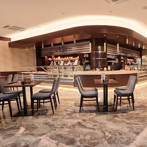 Opinii despre Danubia în Bratislava - Gastronómia a pohostinstvo