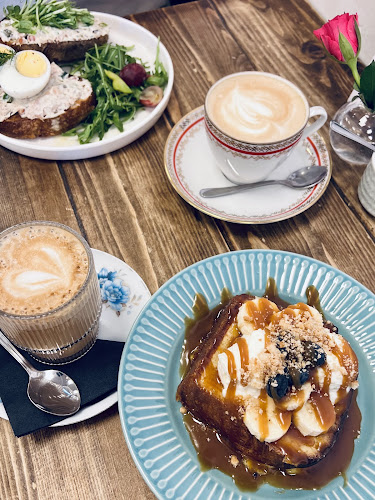 Opinii despre Panenská kaviareň în Bratislava - Gastronómia a pohostinstvo