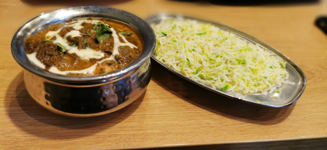 Opinii despre Delhi dhaba indian restaurant în Trenčín - Gastronómia a pohostinstvo