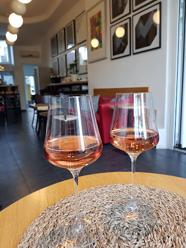 Comentarii opinii despre Vinotéka Trunk