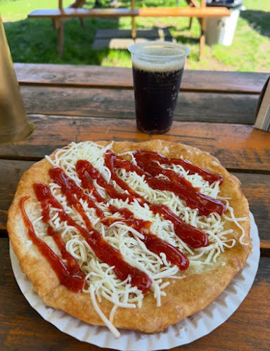 Bufet na hrádzi Belian