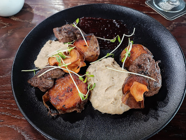 Emporio restaurant&pizza - Gastronómia a pohostinstvo