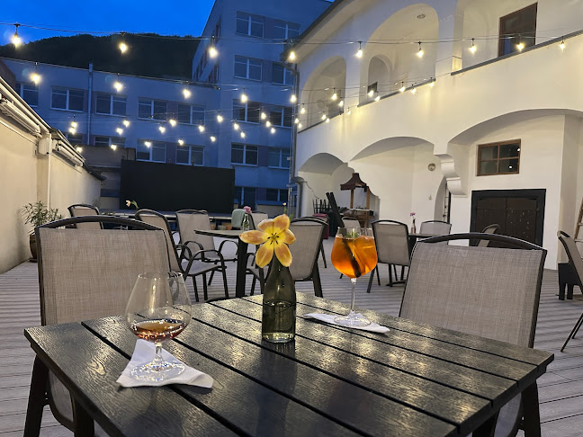 Opinii despre u Bothára | Umelecká kaviareň - bar - galéria în Banská Bystrica - Gastronómia a pohostinstvo
