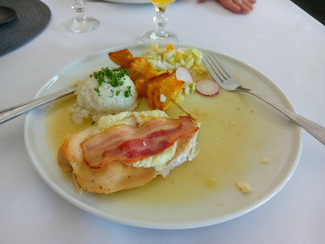 Reštaurácia Kamenec - Zákamenné