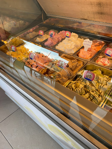 Opinii despre Zmrzlina Bella Napoli în Petržalka - Gastronómia a pohostinstvo