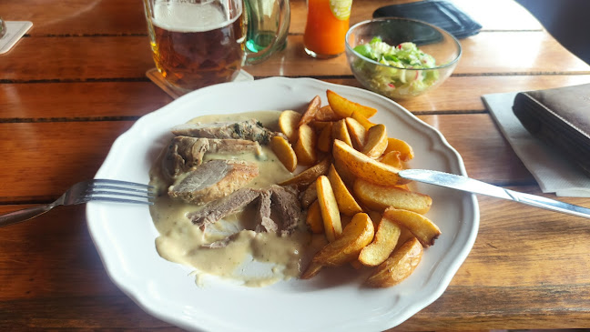 Opinii despre Luna în Kopčany - Gastronómia a pohostinstvo