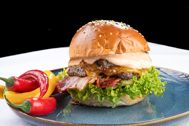 Yellow Point Bistro - Dubnica nad Váhom