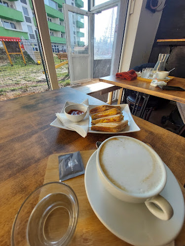 Opinii despre MÚV café în Bratislava - Gastronómia a pohostinstvo