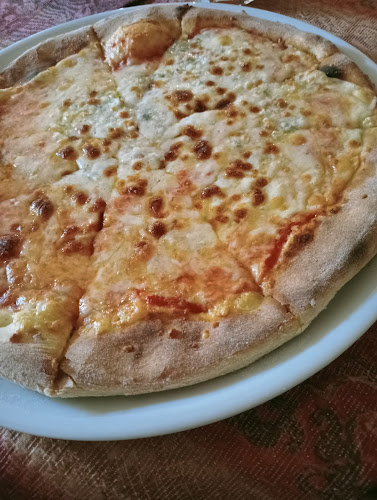 Opinii despre Pizza Lux în Komárno - Gastronómia a pohostinstvo