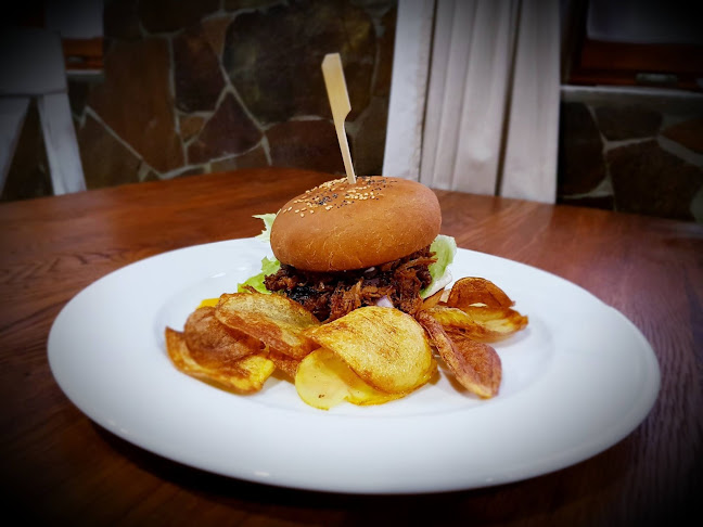 Opinii despre Tobb restaurant în Stará Myjava - Gastronómia a pohostinstvo