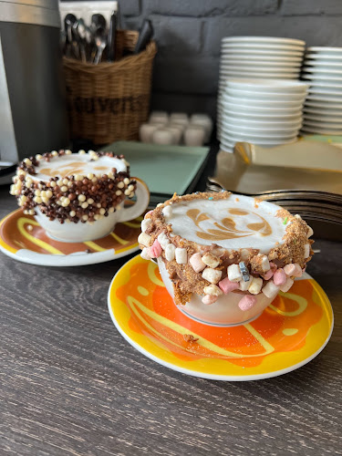 Cafe Cafe Studio - Gastronómia a pohostinstvo