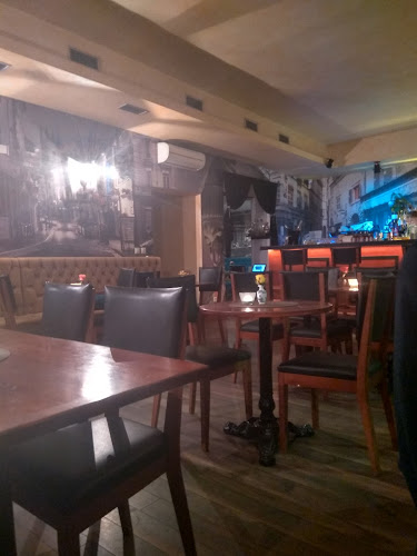 Comentarii opinii despre Kingston Bar