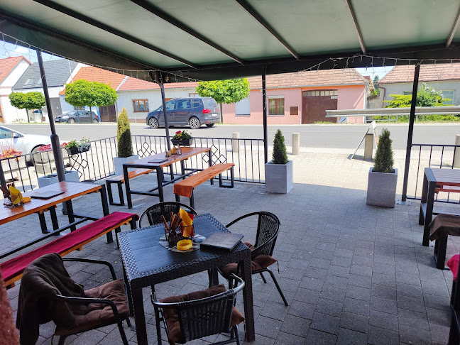 Opinii despre Pizzeria Dedinka în Častá - Gastronómia a pohostinstvo