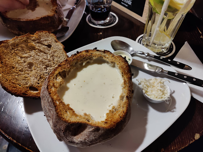 17’s BAR - Bratislava