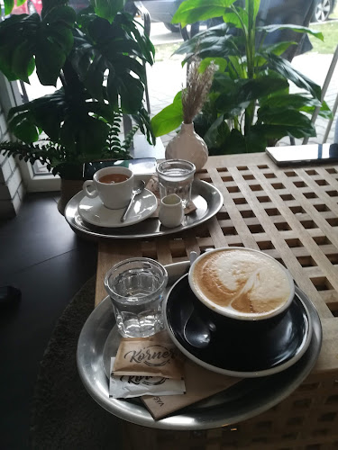 Opinii despre Korner KávaBar în Podunajské Biskupice - Gastronómia a pohostinstvo