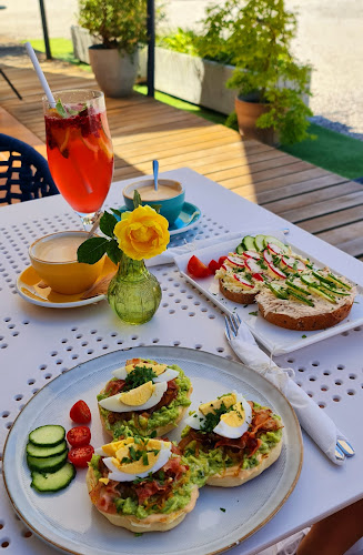 Opinii despre En Bloc Café în Horné Ozorovce - Gastronómia a pohostinstvo