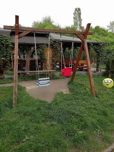 Comentarii opinii despre CLUB 3