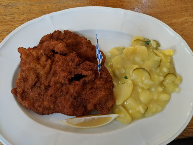 Beer Palace Restaurant & Pub