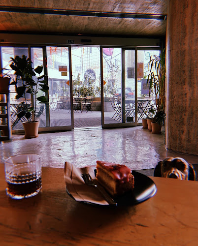 Temný OST BLOCK - Gastronómia a pohostinstvo