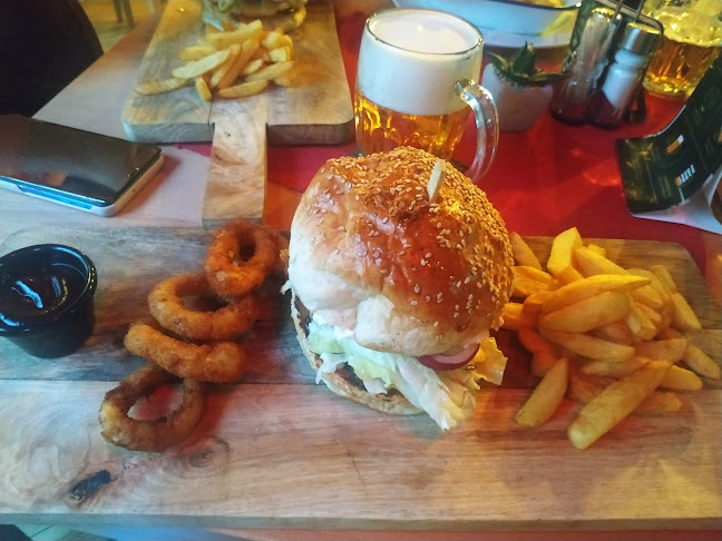 Opinii despre Astra Restaurant în Bratislava - Gastronómia a pohostinstvo