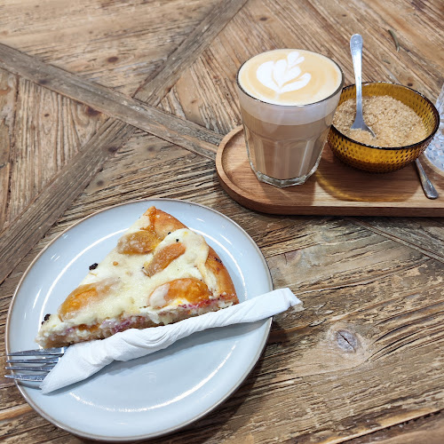 Hladný Vlk - Dolný Kubín