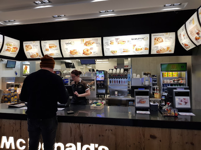 Opinii despre McDonald's în Trnava - Gastronómia a pohostinstvo