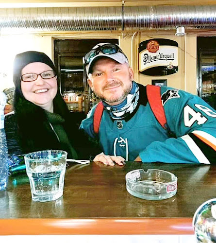 Opinii despre Underworld Rock Pub în Štúrovo - Gastronómia a pohostinstvo