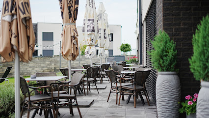 Kaviareň pri Kamennom mlyne