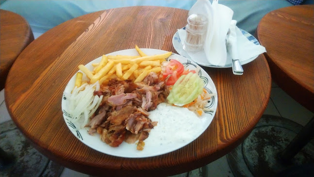 Gyros Platia Senica - Gastronómia a pohostinstvo