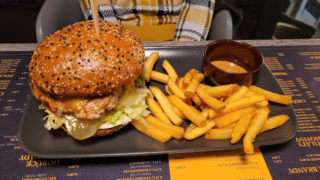 Opinii despre Barn Club în Poprad - Gastronómia a pohostinstvo