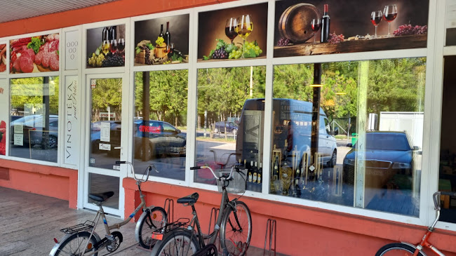 Vinotéka pod Perlou - Gastronómia a pohostinstvo